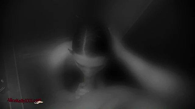 INCREDIBLY BEAUTIFUL AND REAL SEX IN THE SHOWER; AMAZING COUPLE AliceKellyXXX